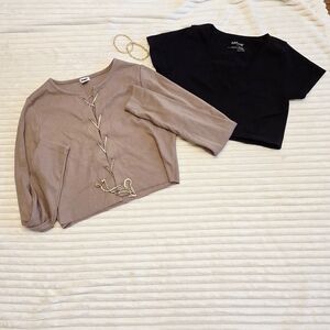 GARAGE-  Cropped Sweater & Tshirt